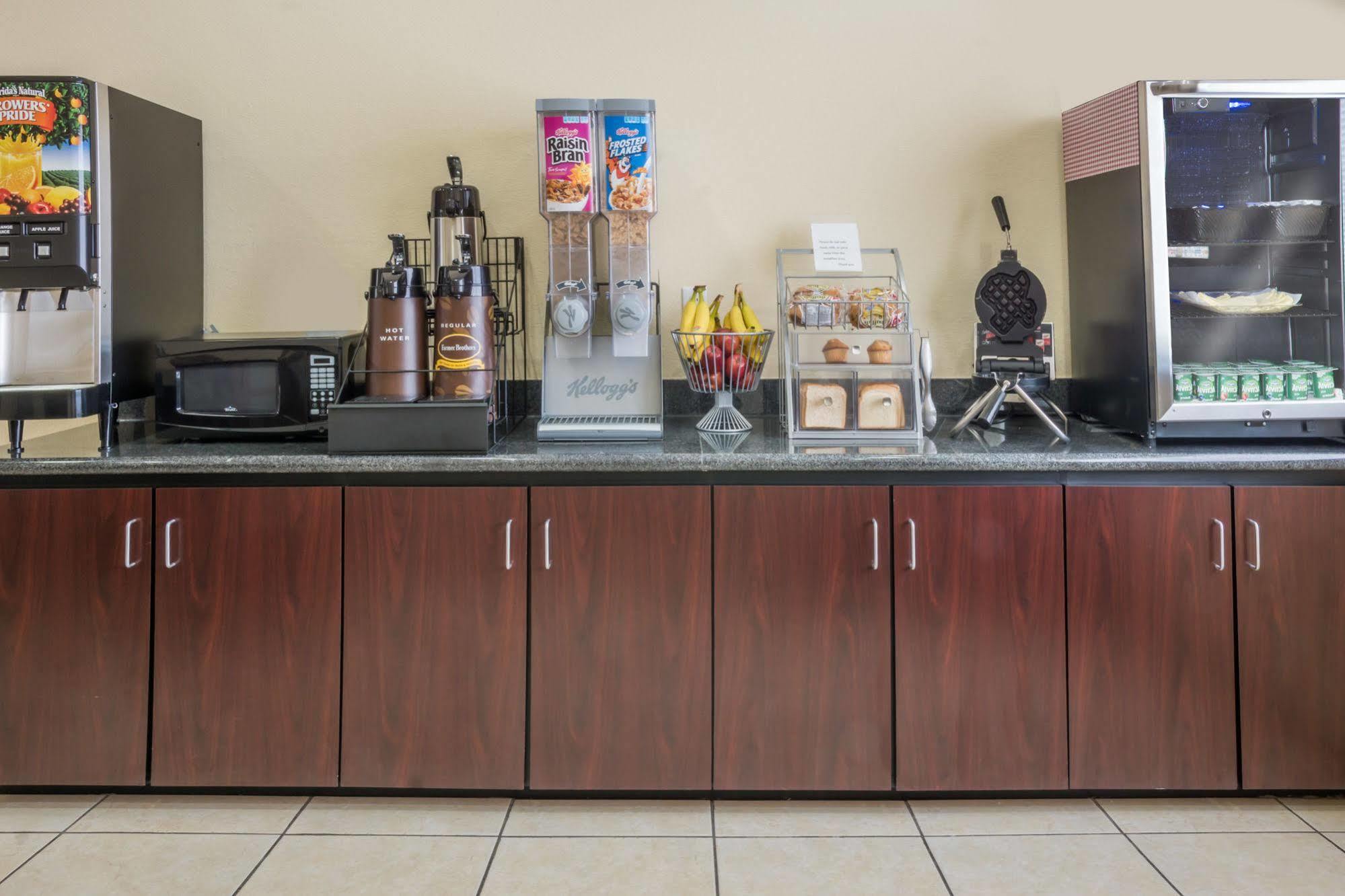 Super 8 By Wyndham Harker Heights Killeen - Fort Cavazos Buitenkant foto