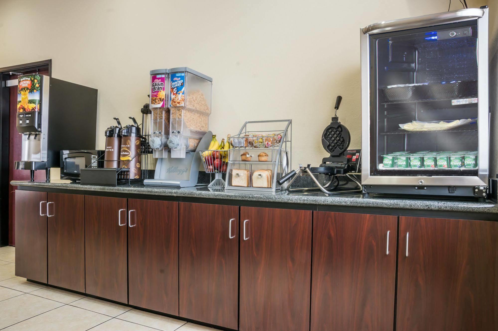 Super 8 By Wyndham Harker Heights Killeen - Fort Cavazos Buitenkant foto